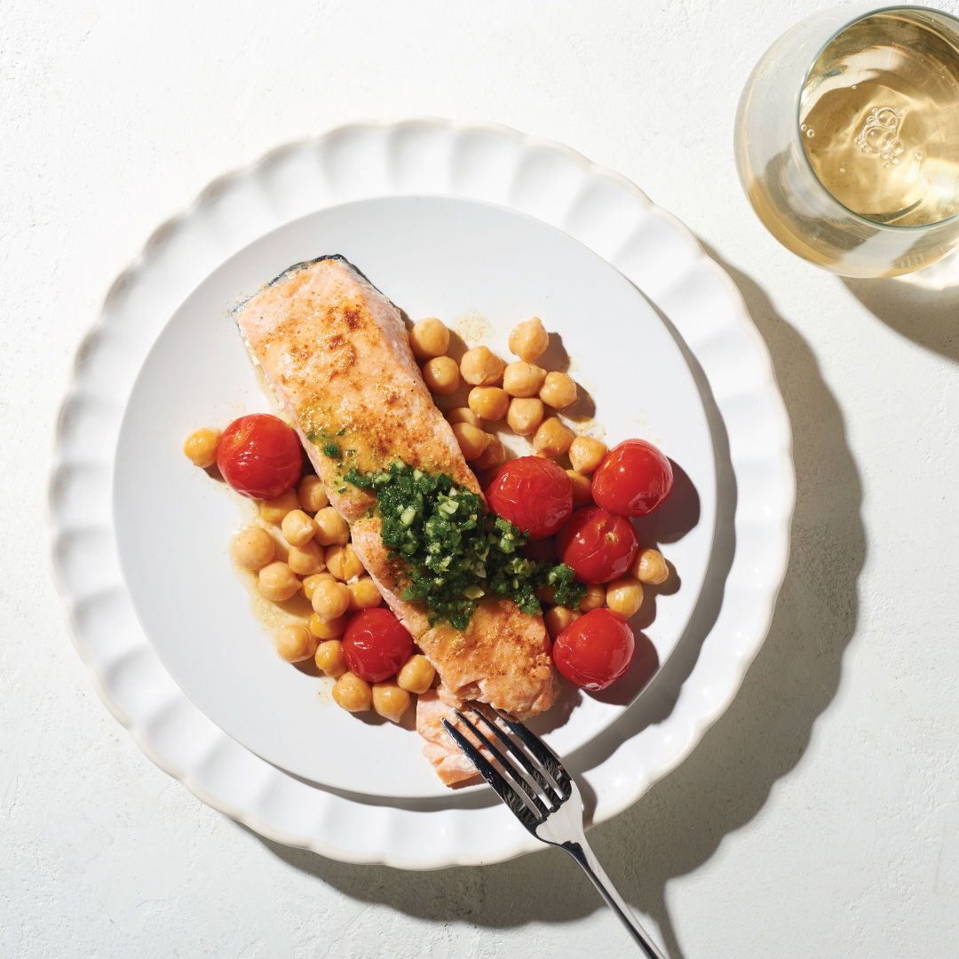 grilled-salmon-foil-packs-with-tomatoes-chickpeas-zhug recipe