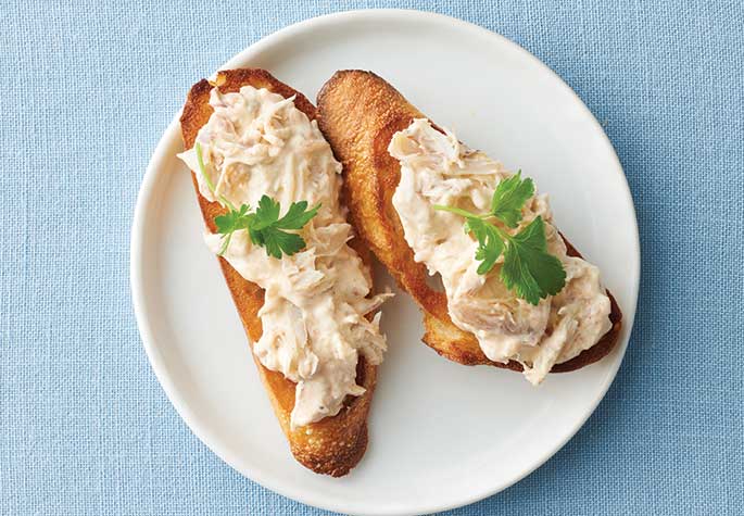 Crab Dip Toasts